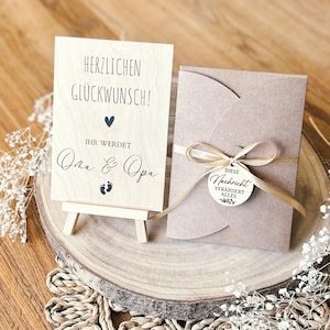 Holzplatte mit Gravur zur Schwangerschaft verkünden - Du wirst Papa, Oma, Opa, Tante, Onkel in Geschenkverpackung mit Holzanhänger