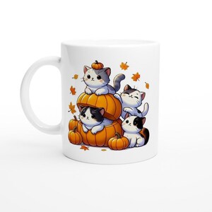 Taza de otoño con diseño de gatitos y calabazas / Taza de café de otoño para Halloween / Lindo regalo para amantes de los gatos / Taza de gatitos, linda taza de gatos, idea de regalo para Halloween imagen 3