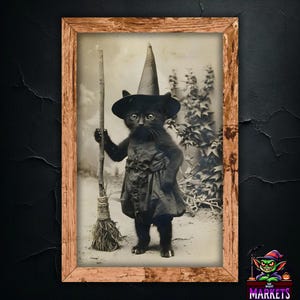 ヴィンテージ魔女猫プリント、ハロウィン黒猫ウォールアート、不気味な室内装飾、魔女とほうきのアート、アンティーク猫コスチュームポスター