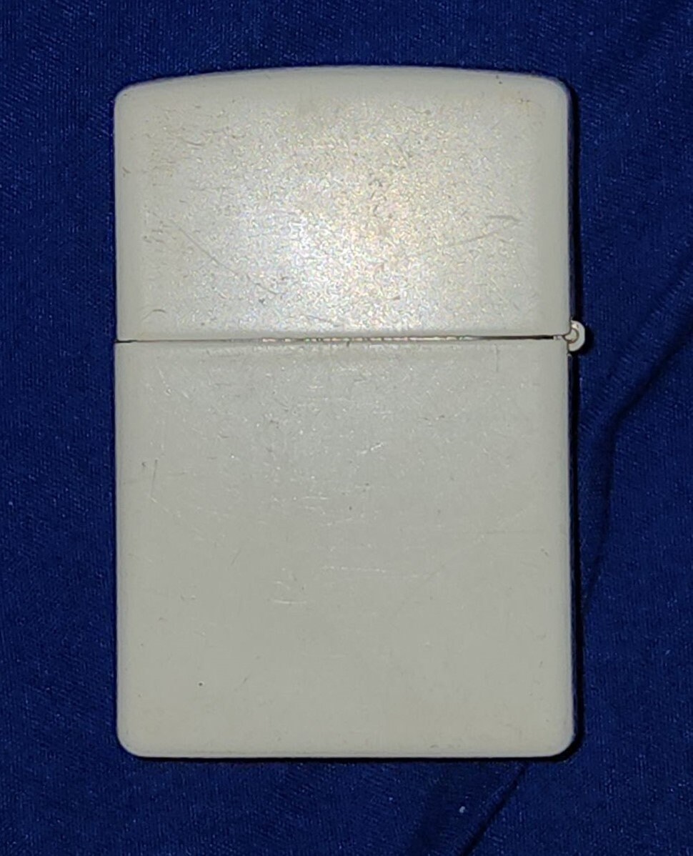 2013 Zippo Lighter in White Still Has Spark Just Needs Fluid. Etsy