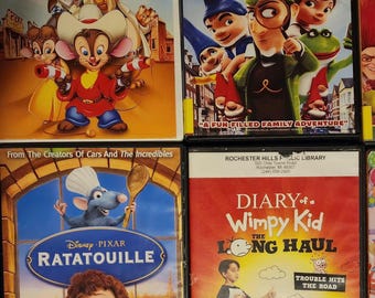Las películas animadas en DVD incluyen algunos clásicos.