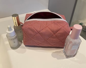 Red and White Gingham Quilted Makeup Pouch