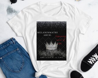 Women's short sleeve t-shirt