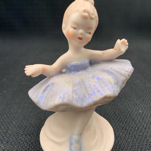 Hand-Painted Ballerina Figurine: French Country Chic Porcelain Statue