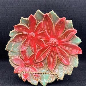 Poinsettia Plate Christmas Decor, Holiday Tableware, Festive Plate, Seasonal Dinnerware, Christmas Gift, Home Decor