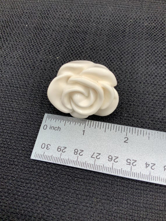 Lucite Acrylic Rose Ring, Milk-White Floral State… - image 8