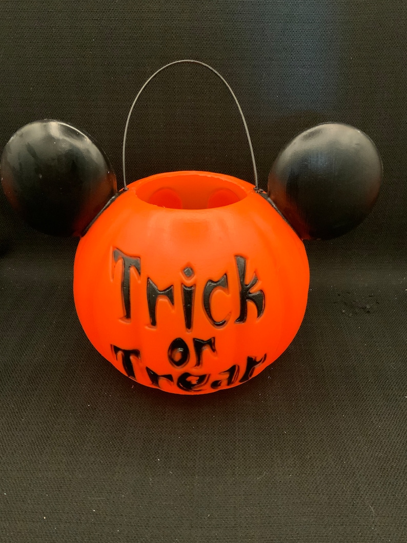 Mickey Mouse Trick or Treat Halloween Bucket, Retro Disney Candy Pail ...