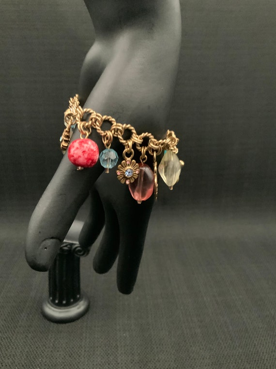 Vintage Gold Tone Glass Bead Charm Bracelet, Retr… - image 4