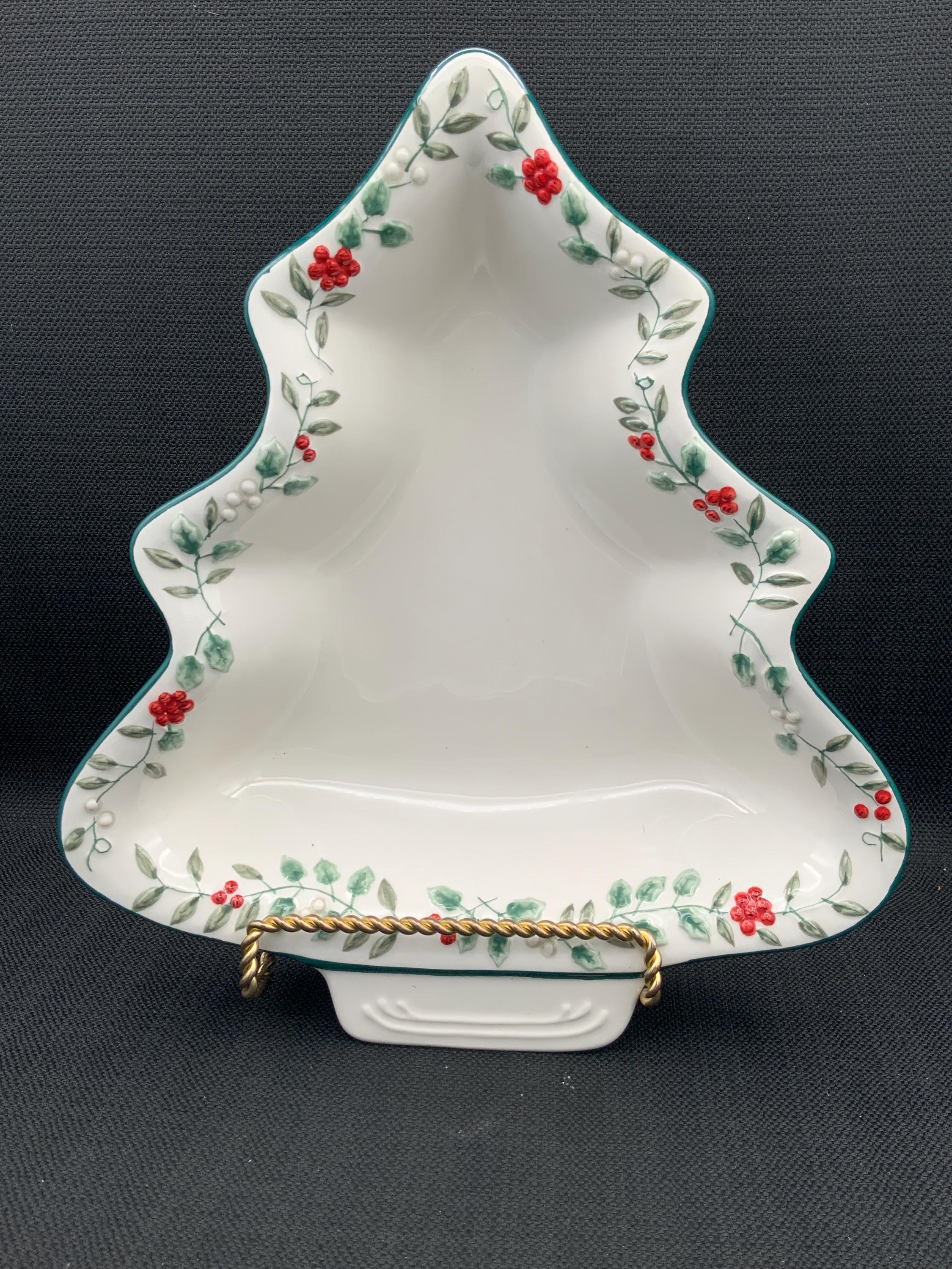 Stoneware Winterberry Dishes Pfaltzgraff Winterberry Pattern