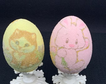 Set of Two Easter Eggs on Pedestal, Easter Egg Decor, Easter Centerpiece, Spring Decor, Pastel Colors, Bunny, Kitty, Easter Decor, Kid Gift