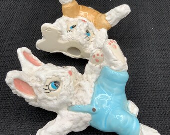Vintage Set of 2 Playing Bunnies, Rabbit Figurine Collectibles, Retro Bunny Decor, Easter Gift, Vintage Bunny Figurines