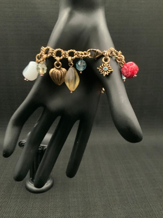 Vintage Gold Tone Glass Bead Charm Bracelet, Retr… - image 5