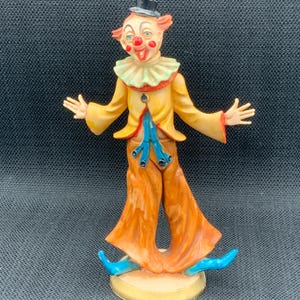 Vintage Clown Figurine Made in Italy, Painted Resin Statue, Collectible Home Decor, Circus Theme Gift,  Charming Home Decor