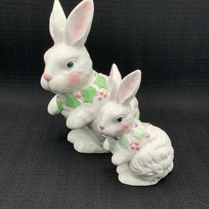 Vintage White Ceramic Bunny Figurine, Easter Decor, Rustic Farmhouse Rabbit Statue, Shabby Chic White Bunny