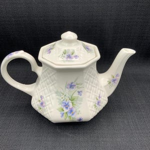 Vintage James Sadler Teapot, Windsor Octagonal Lattice, Purple Pansies, Collectible Teapot, English Tea Pot,