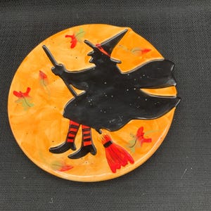 Susan Winget Witch Plate, 3D Ceramic Plate, Certified International Design, Halloween Tableware, Flying Witch