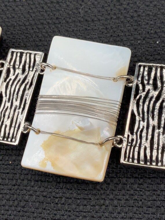 Grayson Stretch Silver Bracelet in Ivory Mother of Pearl