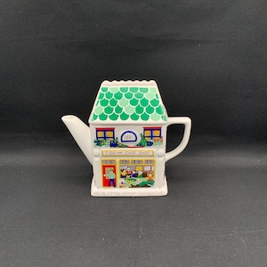 Vintage Collectible Fish and Chip Shop Teapot - Made by Wade , English Pottery