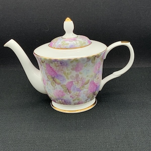 Vintage Mayfair Purple Floral Teapot: Tea Lover Gift