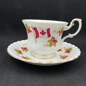Footed Teacup Set by Royal Albert, Canada Emblem Teacup, Canadian Themed Cup and Saucer, Collectible Tea Cup
