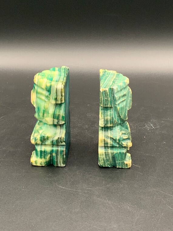 ミニサイズの緑色大理石製アステカ・ティキ像、手彫りの石像 - Etsy 日本