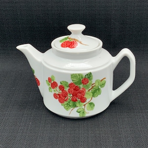 Framboise Seymour Mann Teapot, Vintage Ceramic Tea Kettle, Collectible Teapot, Retro Kitchen Decor, Gift for Tea Lovers