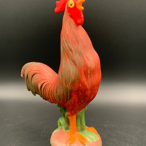 Rustic Ceramic Rooster Figurine: Hand-Painted Farmhouse Kitchen Decor
