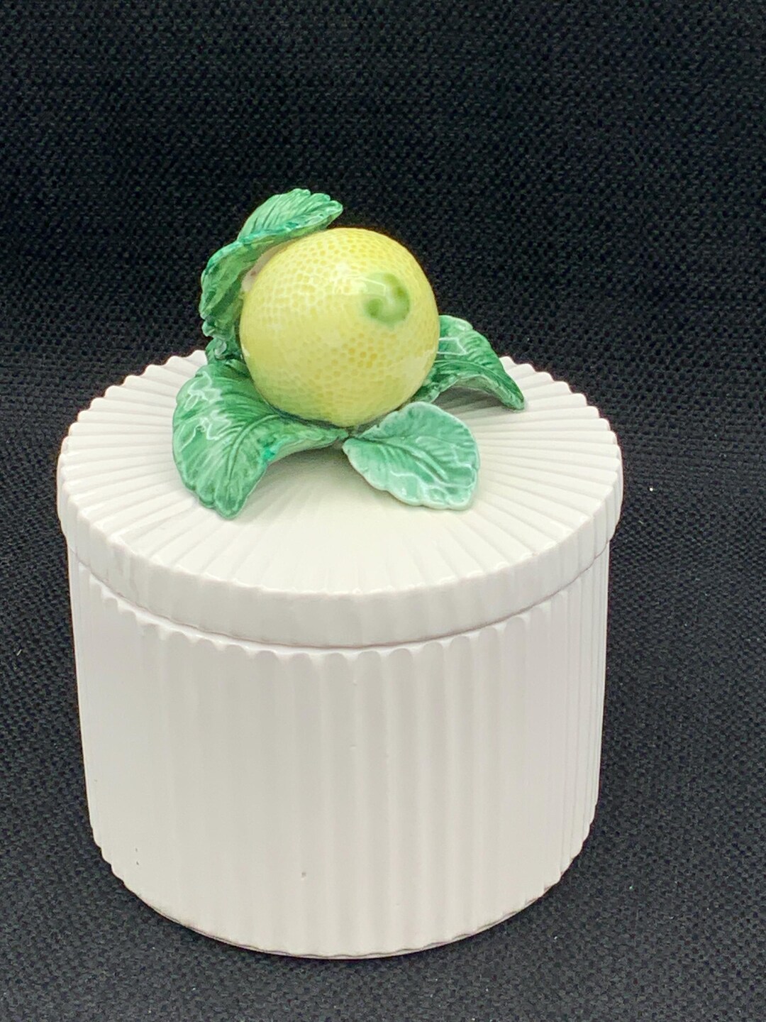 Fitz＆Floydヴィンテージレモントリンケットボックスとリブプレートセット Fitz & Floyd Vintage Lemon Trinket Box, Lemon Keepsake Box