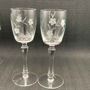 Vintage Etched Floral Crystal Wine Goblets, Crystal Glassware, Floral Wine Glasses, Elegant Drinkware, Collectible Goblets