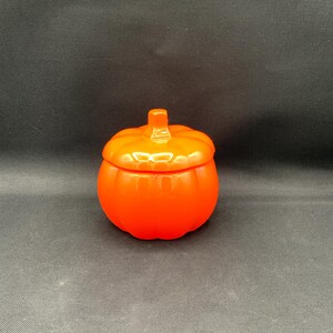 Vintage orangefarbenes Kürbis-Einmachglas mit Deckel – Bonboniere aus Keramik – Herbstliche Küchendekoration – Herbstliche Aufbewahrungsbox