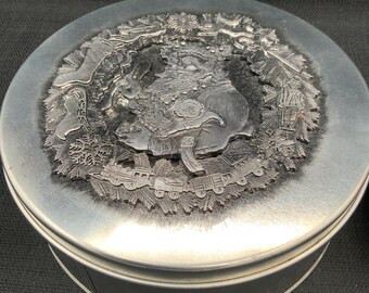 Vintage Metzke Christmas Pewter Cookie Tin, Santa Wreath Design
