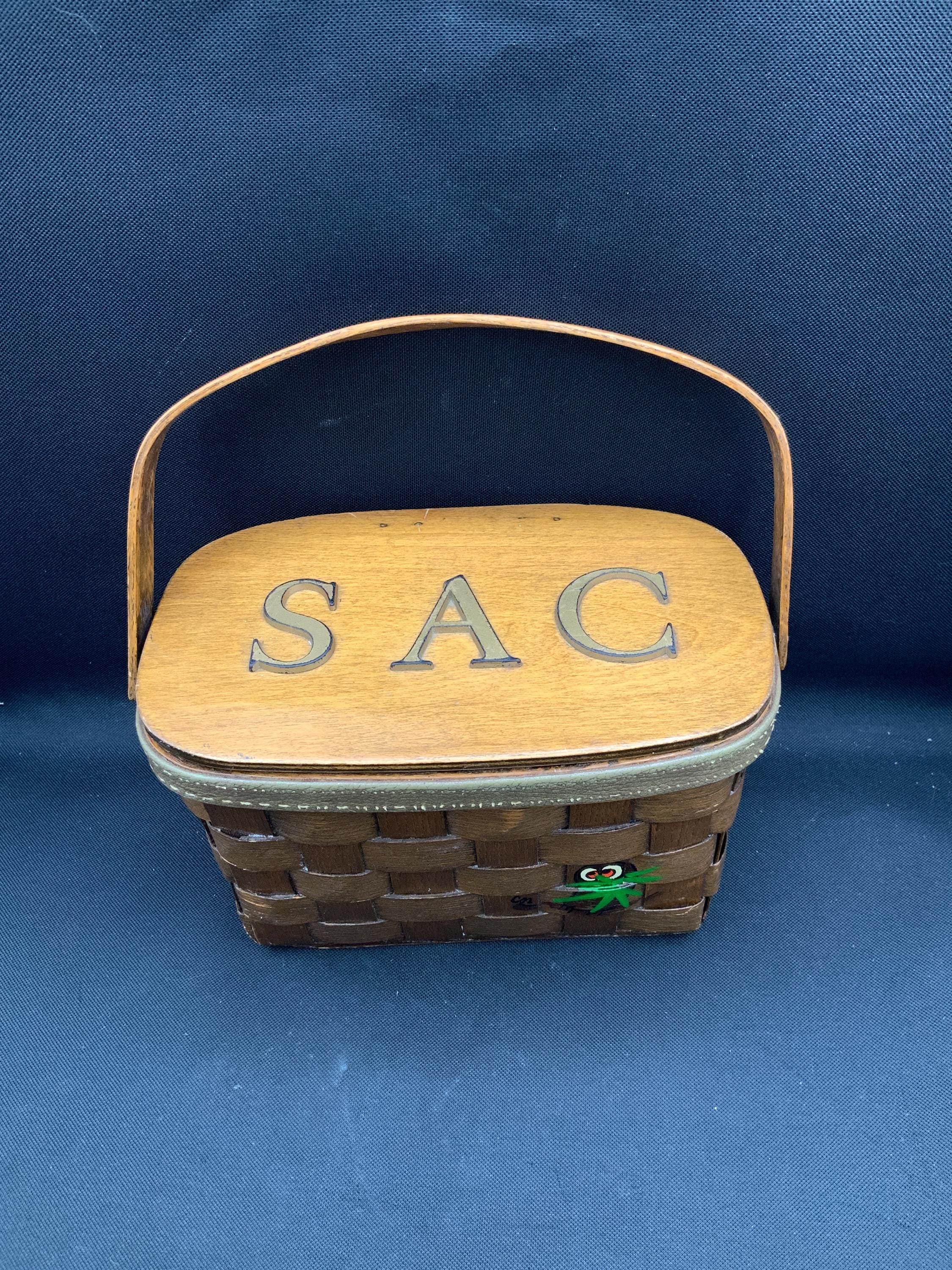 Retro Caro Nan Wooden Purse, Basket Weave Design, Vintage Handbag