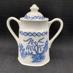 Vintage Royal Staffordshire Willow Ironstone Sugar Bowl by Meakin