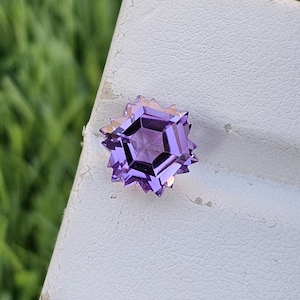 Natural Brazil purple amethyst Snowflake Cut, Size 10 MM, Weight 4.70 Carat, Clarity Loupe Clean,  Handmade Purple Snowflake Cut, Jewellery