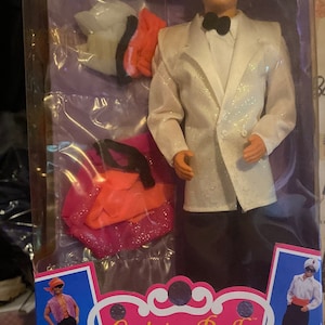 Costume Ball Ken 1990 7154 NIB NRFB