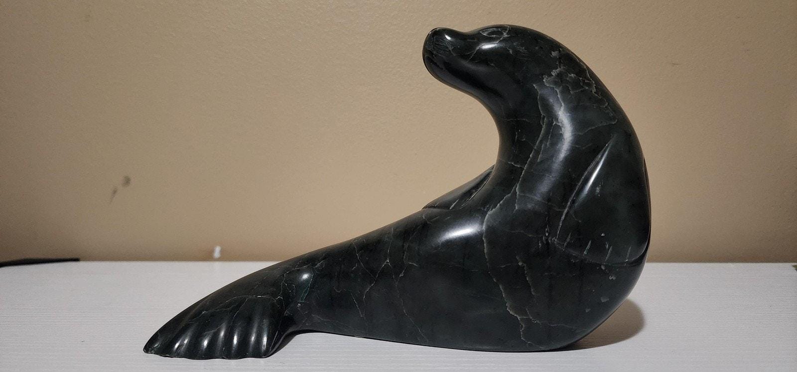 Inuit seal carving - Etsy 日本
