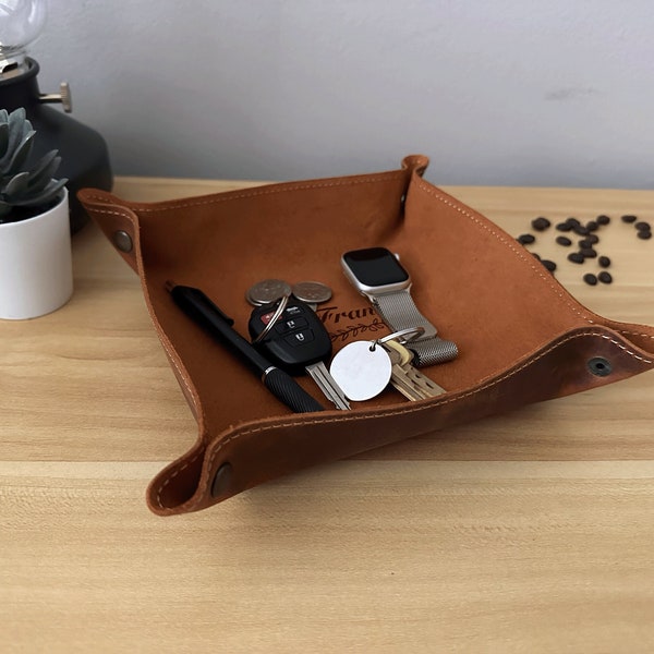 Personalized Leather Tray with Custom Laser Engraving - Durable, Soft, and Smooth - Perfect for Holding Keys, Phone, Wallet and More!