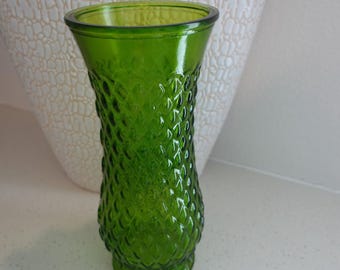 Vintage Indiana glass green diamond pattern vase