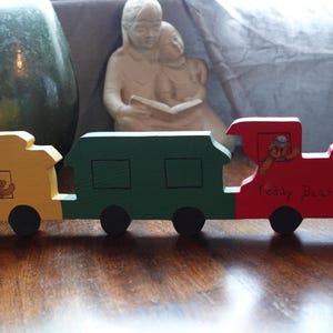 Vintage Wooden Teddy Bear Express Train: Hand-Painted Nursery Decor