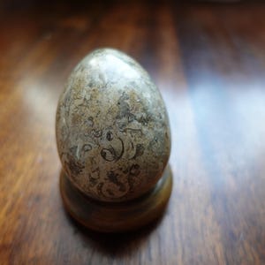 Vintage Polished Marble Egg with Stand: Brown Speckled Decor