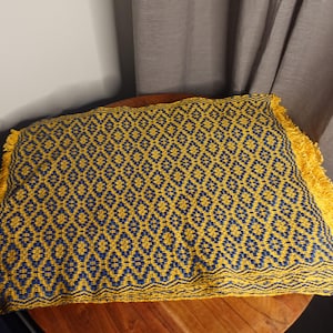 Set of 7- Royal blue and yellow cotton placemats