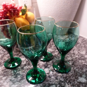 Libbey Set of 4 Green Wine Glasses with Gold Rim Goblets Barware