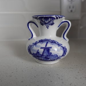 Heinen Delfts Blauw Holland Vase Blue White Ceramic Dutch Windmill Floral