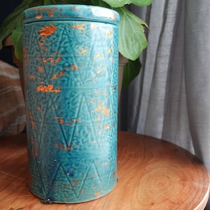 Vintage ceramic blue & copper tone tall storage with lid | urn home decor