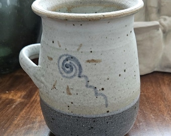 Taza de cerámica de estudio hecha a mano, taza de café, té, diseño de remolino de cerámica