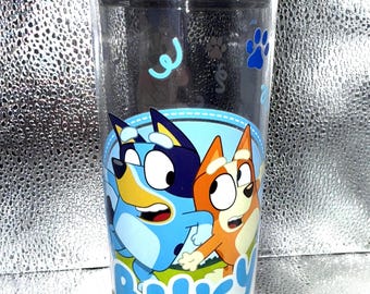 Vaso acrílico con forma de perro azul