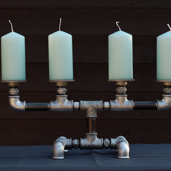 4 Fach Kerzenständer im Industrial Design, Kerzenhalter Vintage, Metall Kerzenständer, Wohnzimmer Dekoration, Kerzenleuchter Industriell