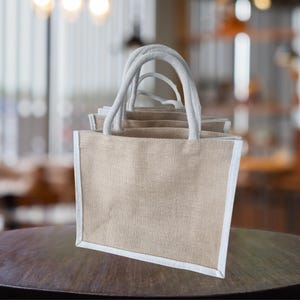 Jute burlap tote bags beach totes wedding bachelorette party favors return gifts reusable grocery bags bridesmaid gift bags