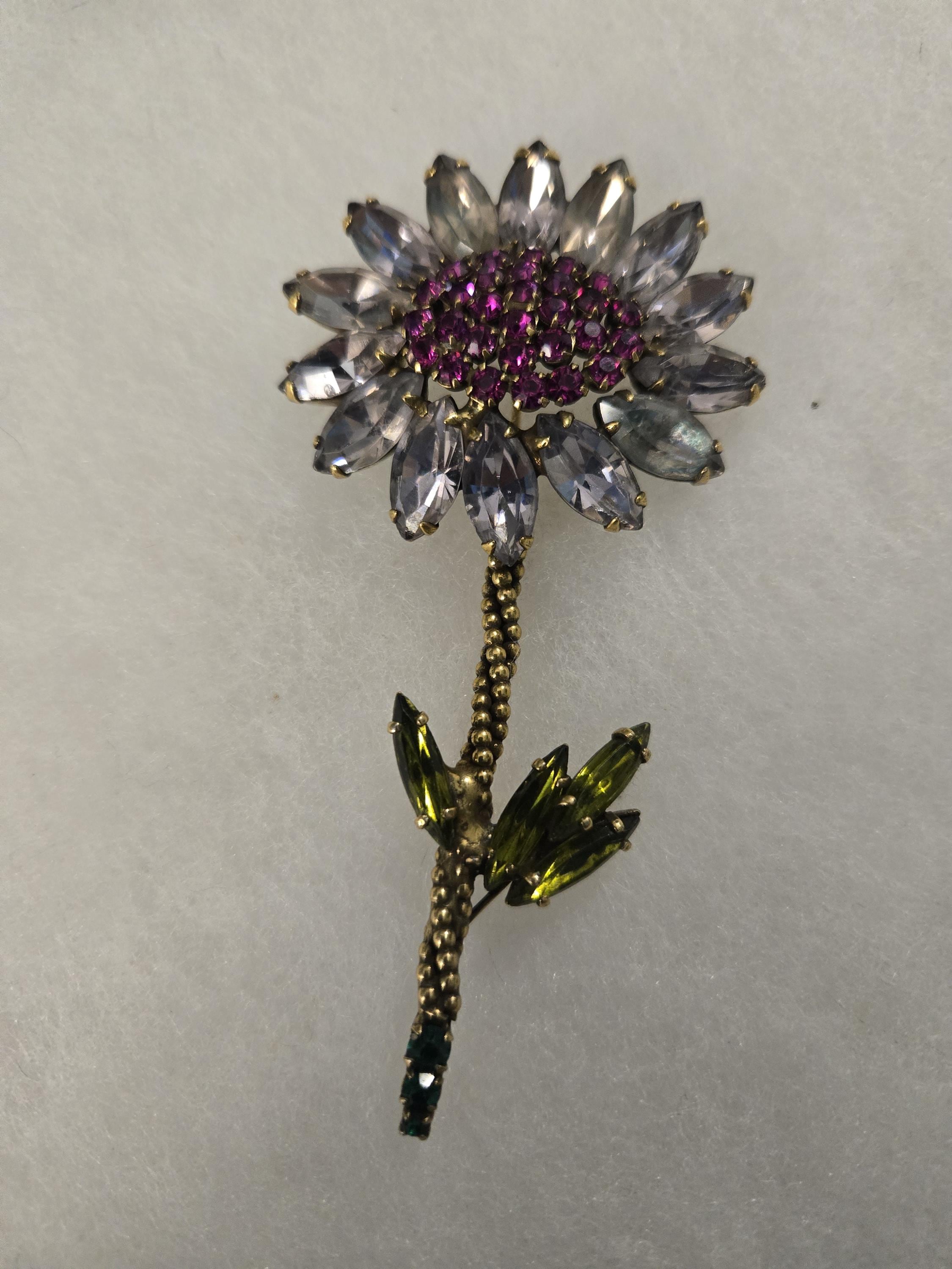 Weiss Flower Brooch - Etsy Weiss Flower Brooch - Etsy