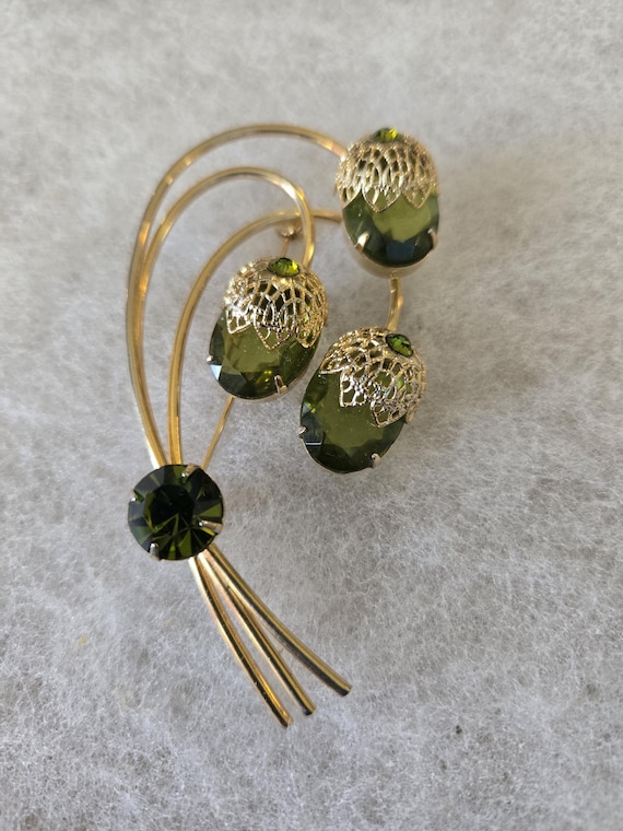 Sarah Cov brooch
